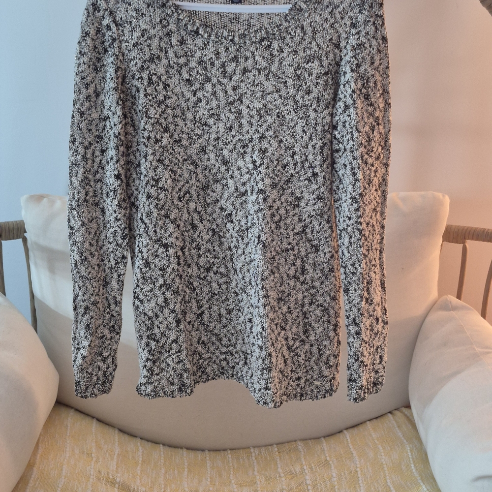 Tommy Hilfiger Navy Blue and Cream  Sweater